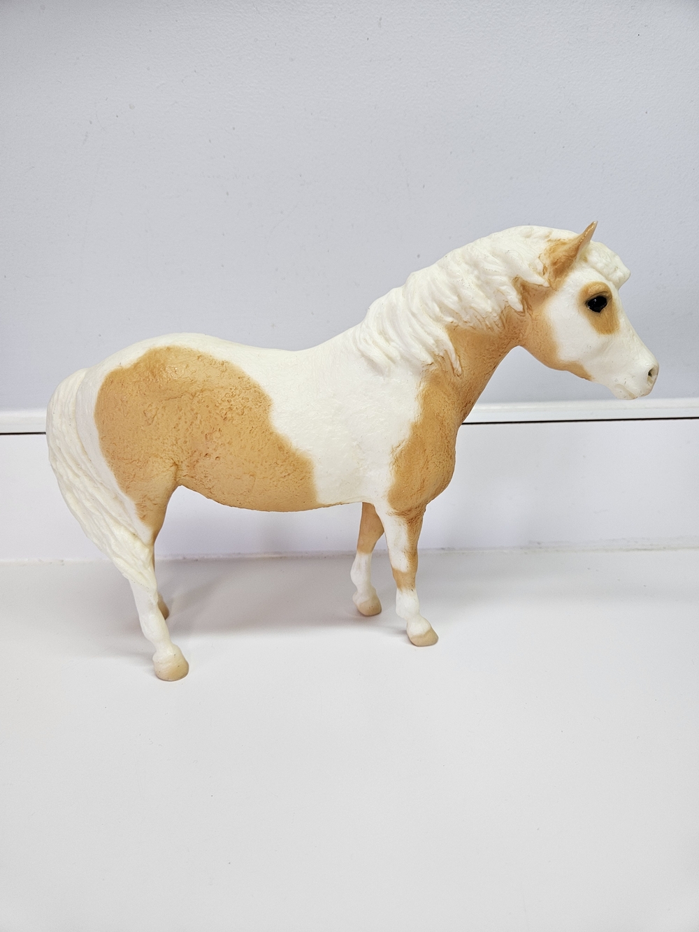 VINTAGE Breyer Horse Marguerite Henry’s Misty Pinto 20 1988 Traditional